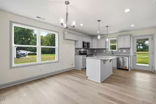 215 Rae St, Warsaw, NC 28398 - Photo 8