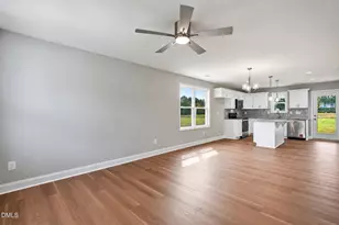 223 Rae St, Warsaw, NC 28398 - Photo 4