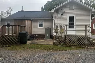 111 W Summit Ave, Burlington, NC 27215 - Photo 6
