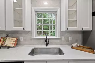 5413 Chasscot Ct, Raleigh, NC 27606 - Photo 6