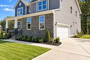 250 Rising Star Dr, Clayton, NC 27520 - Photo 2