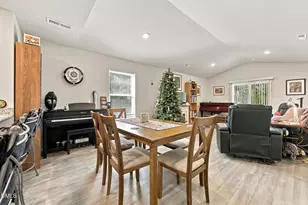 128 Somerset Dr, Roxboro, NC 27573 - Photo 14
