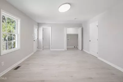 8 Bair Circle, Durham, NC 27704 - Photo 10