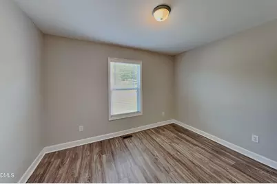 139 Parkers Pointe Drive, Benson, NC 27504 - Photo 12