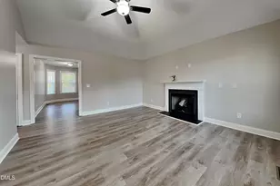 282 Oxfordshire Dr, Fuquay Varina, NC 27526 - Photo 2