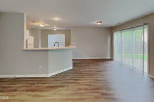 2023 Swimming Hole Cir, Raleigh, NC 27610 - Photo 4