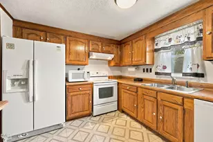 1077 Brown Farm Rd, Walnut Cove, NC 27052 - Photo 16