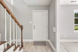 512 Waterbury Dr, Fayetteville, NC 28311 - Photo 2