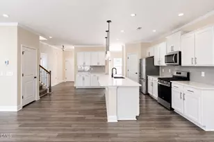 2113 Bethpage Dr, Fuquay-Varina, NC 27526 - Photo 6
