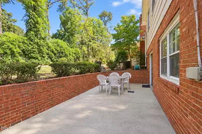 212 Ellwood Drive, Raleigh, NC 27609 - Photo 8