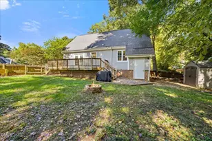 300 Burkwood Ln, Raleigh, NC 27609 - Photo 28