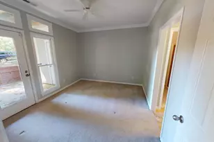 1066 Washington St, Raleigh, NC 27605 - Photo 4