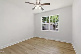 924 E Davis St, Burlington, NC 27215 - Photo 18
