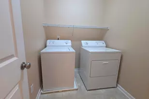 8220 Belneath Ct, Raleigh, NC 27613 - Photo 16