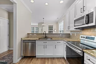 621 Woodson Dr, Clayton, NC 27527 - Photo 8