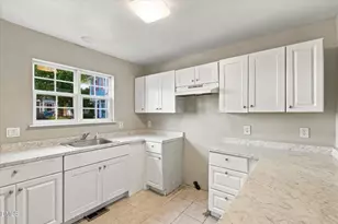 320 Kilarney Dr, Durham, NC 27703 - Photo 8