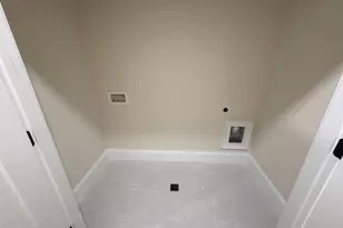 912 Chatham Ln, Raleigh, NC 27610 - Photo 6