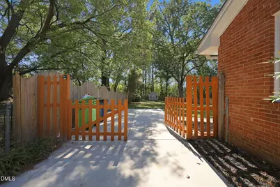 5009 Huntingdon Drive, Raleigh, NC 27606 - Photo 26
