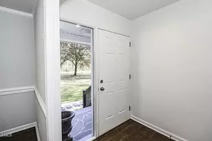805 River Rd, Selma, NC 27576 - Photo 6