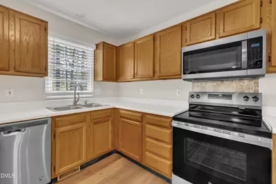 102 Cove Creek Drive, Cary, NC 27519 - Photo 16