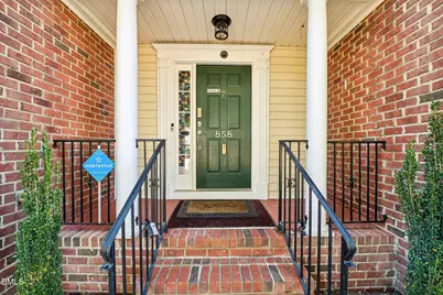 858 Saratoga Drive, Durham, NC 27704 - Photo 4