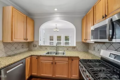 858 Saratoga Drive, Durham, NC 27704 - Photo 8