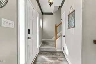 9004 Erinsbrook Dr, Raleigh, NC 27617 - Photo 4