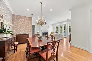 2801 Glenwood Gardens Ln, Raleigh, NC 27608 - Photo 2