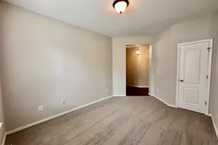 8208 Stone Cellar Dr, Raleigh, NC 27613 - Photo 6