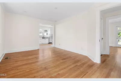 303 W Hill Avenue S, Hillsborough, NC 27278 - Photo 16