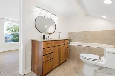 303 W Hill Avenue S, Hillsborough, NC 27278 - Photo 28