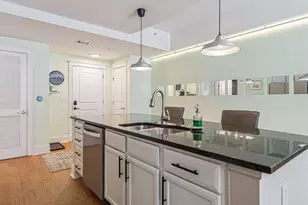 222 Glenwood Ave, Raleigh, NC 27603 - Photo 10