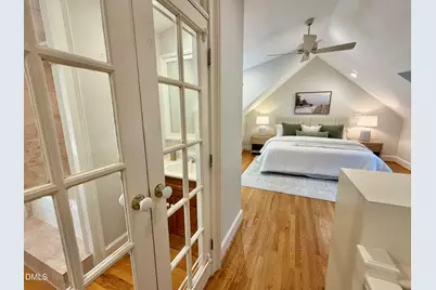 806 E Franklin Street, Chapel Hill, NC 27514 - Photo 30