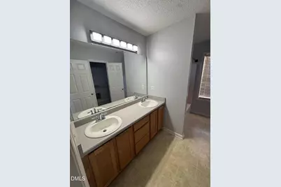 6 S Berry Meadow Lane, Durham, NC 27703 - Photo 18