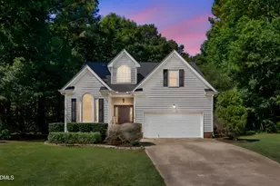 140 Clay Ridge Way, Holly Springs, NC 27540 - Photo 2
