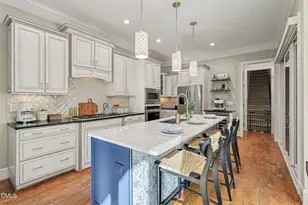 301 Weycroft Grant Dr, Cary, NC 27519 - Photo 10