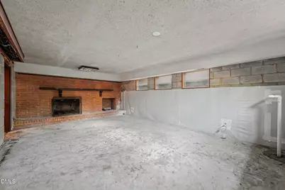 5833 Woodhaven Circle, Fayetteville, NC 28311 - Photo 32