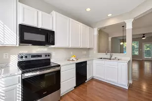 8422 Central Dr, Raleigh, NC 27613 - Photo 12