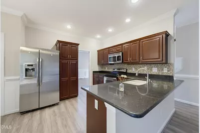 12008 N Exeter Way, Raleigh, NC 27613 - Photo 12