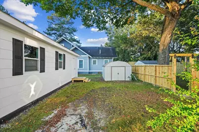 511 N Webb Street, Selma, NC 27576 - Photo 8