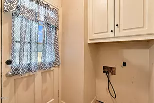 604 N Saratoga St, Stantonsburg, NC 27883 - Photo 30
