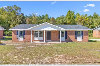 1005 Dianne Circle, Spring Lake, NC 28390 - Photo 2