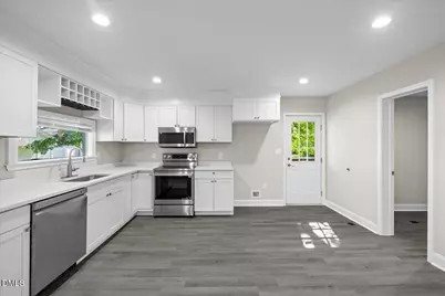 305 Broad Street, Oxford, NC 27565 - Photo 28