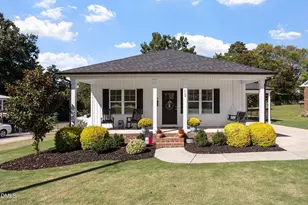 318B Crescent Dr, Clayton, NC 27520 - Photo 2