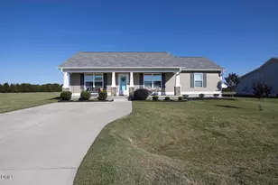 60 Falling Leaf Ln, Benson, NC 27504 - Photo 1