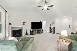 250 Mahogany Wy, Four Oaks, NC 27524 - Photo 6