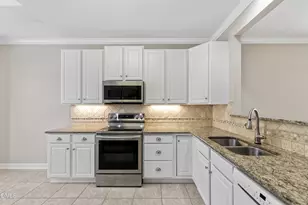 2032 White Pond Ct, Apex, NC 27523 - Photo 6