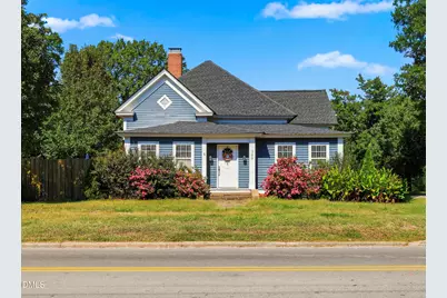 300 W Gannon Avenue W, Zebulon, NC 27597 - Photo 1