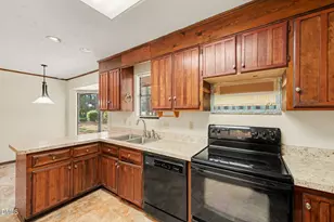 6840 Uppingham Rd, Fayetteville, NC 28306 - Photo 14