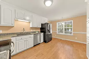 113 Falmouth Ct, Clayton, NC 27527 - Photo 8